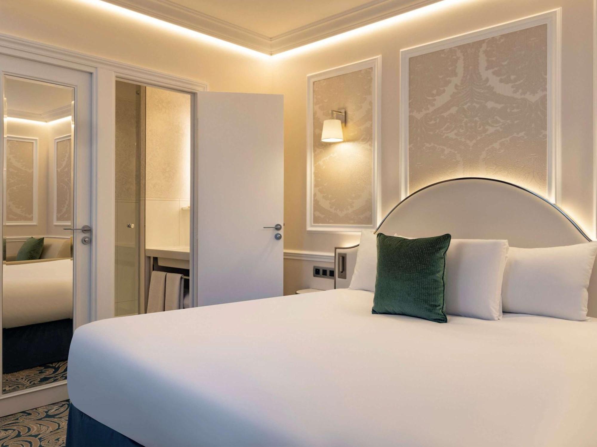 Hotel Mercure La Sorbonne Saint-Germain-Des-Pres Paris Eksteriør bilde